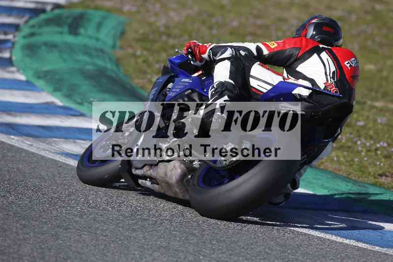 /Archiv-2024/02 29.01.-02.02.2024 Moto Center Thun Jerez/Gruppe blau-blue/backside